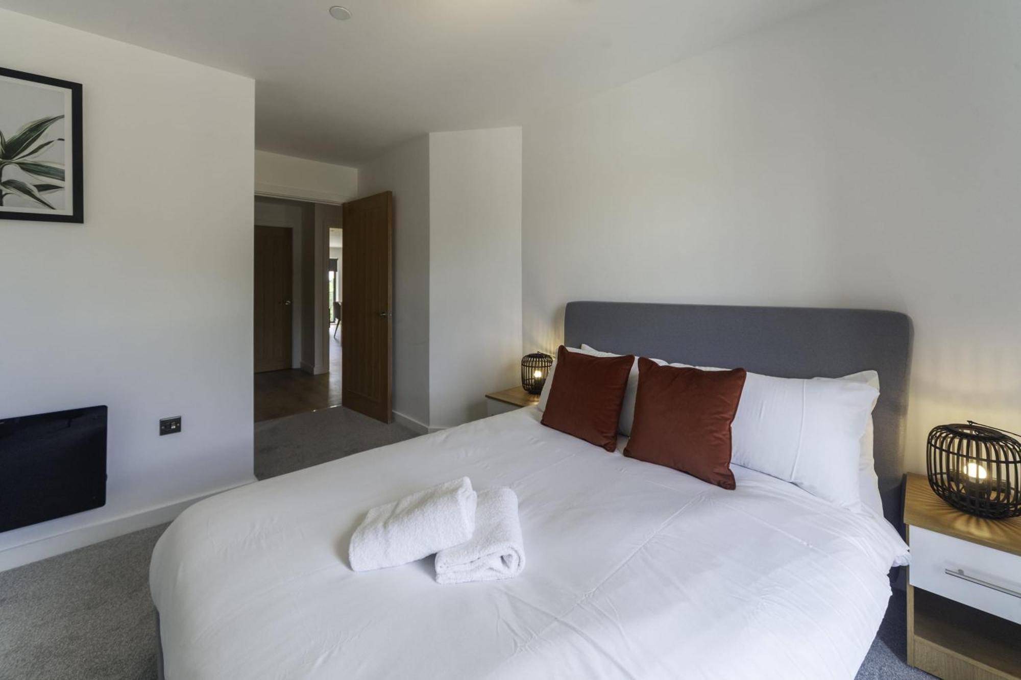 Lovely 2 Bedroom Apartment In Central Ashford Exterior foto